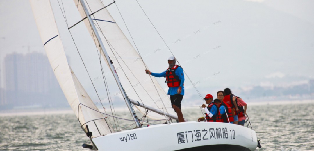 美國J80
